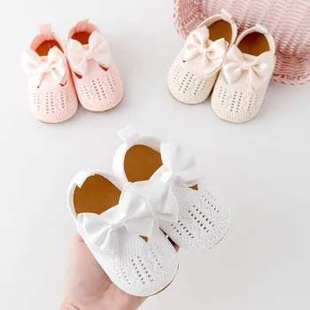 Детски обувки; нескользящая дишащи обувки за бебешко креватче; Сладки обувки на принцесата гумени подметки за новородените момичета; чехли с мека подметка;